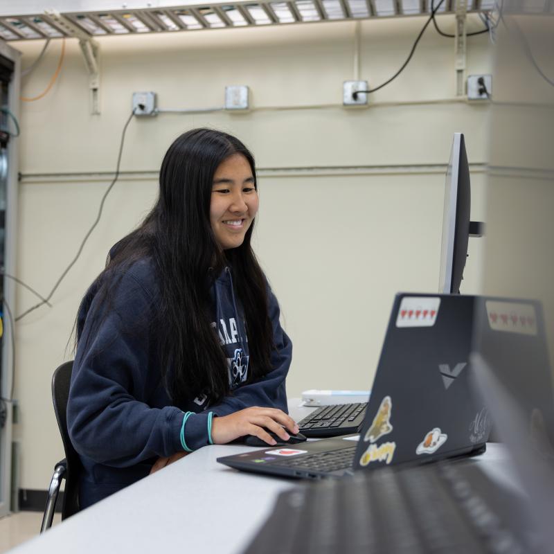 Student in Engeneering Class