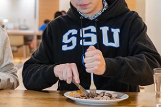 student eating